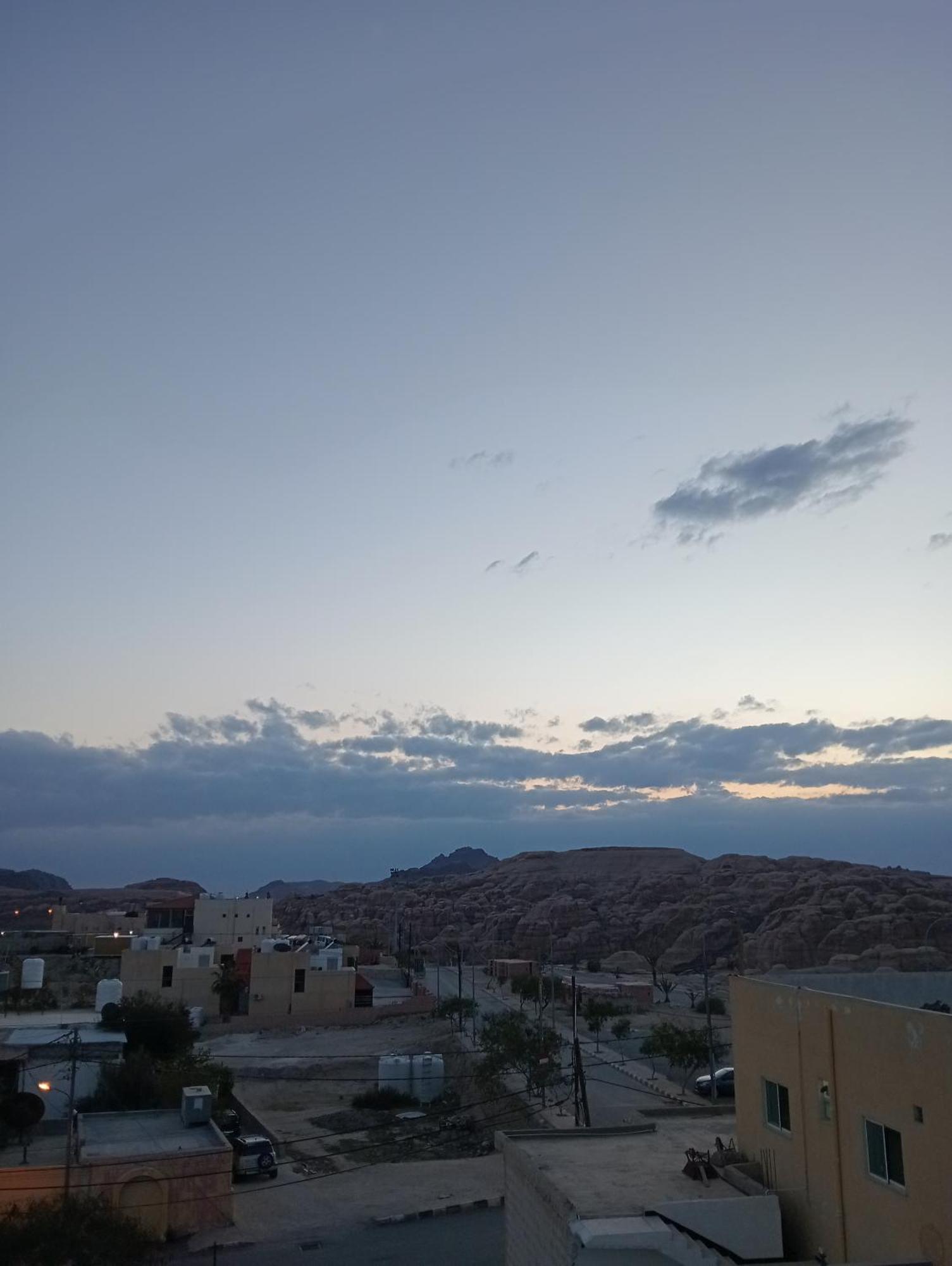 Its Your Choice Hostel Wadi Musa Exterior photo